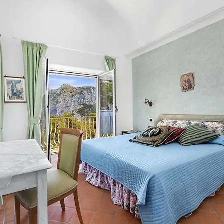 - Polifemo Villa
