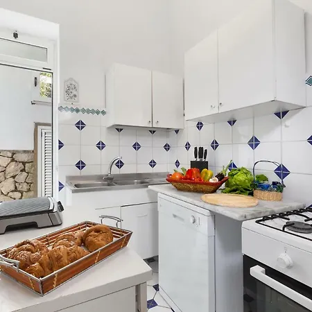 - Polifemo Villa Capri